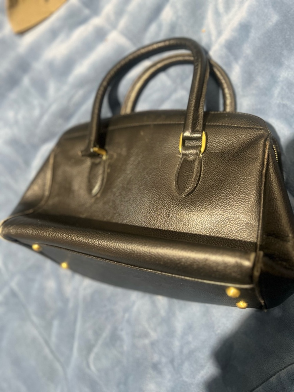 *Distressed* Vintage Coach Madison Sutton Satchel